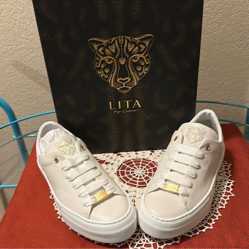 Nwt Luxury Lita by Ciara sneakers. Italian Leather. Refer to pic for EU sizing.